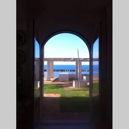 Splendida Villa Sulla Spiaggia 벨베데레마리티모